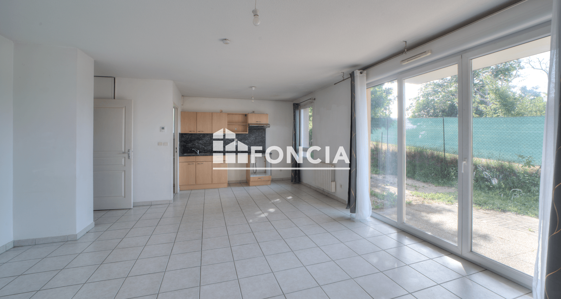Appartement 4 pièces (79 m²) à vendre - Péron (01630)