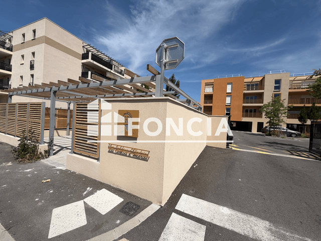 Appartement 2 pièces (48.74 m²) à louer - Arles (13200)