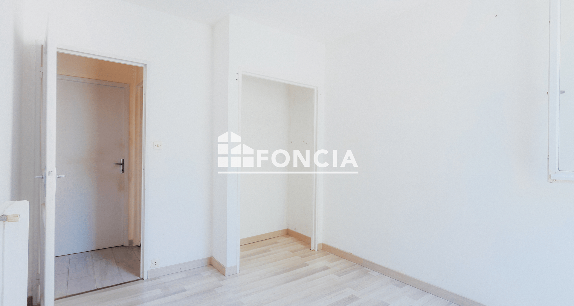 Appartement 5 pièces (77.45 m²) à vendre - Marignane (13700)