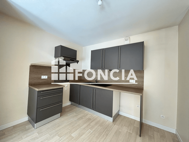 Appartement 3 pièces (78.52 m²) à louer - Le Petit-quevilly (76140)