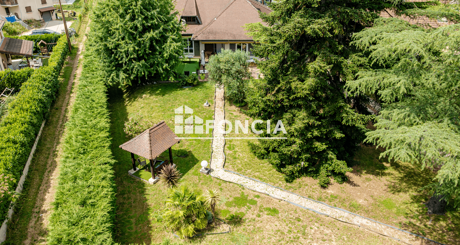 Maison 7 pièces (259.8 m²) à vendre - Saint-jean-de-moirans (38430)