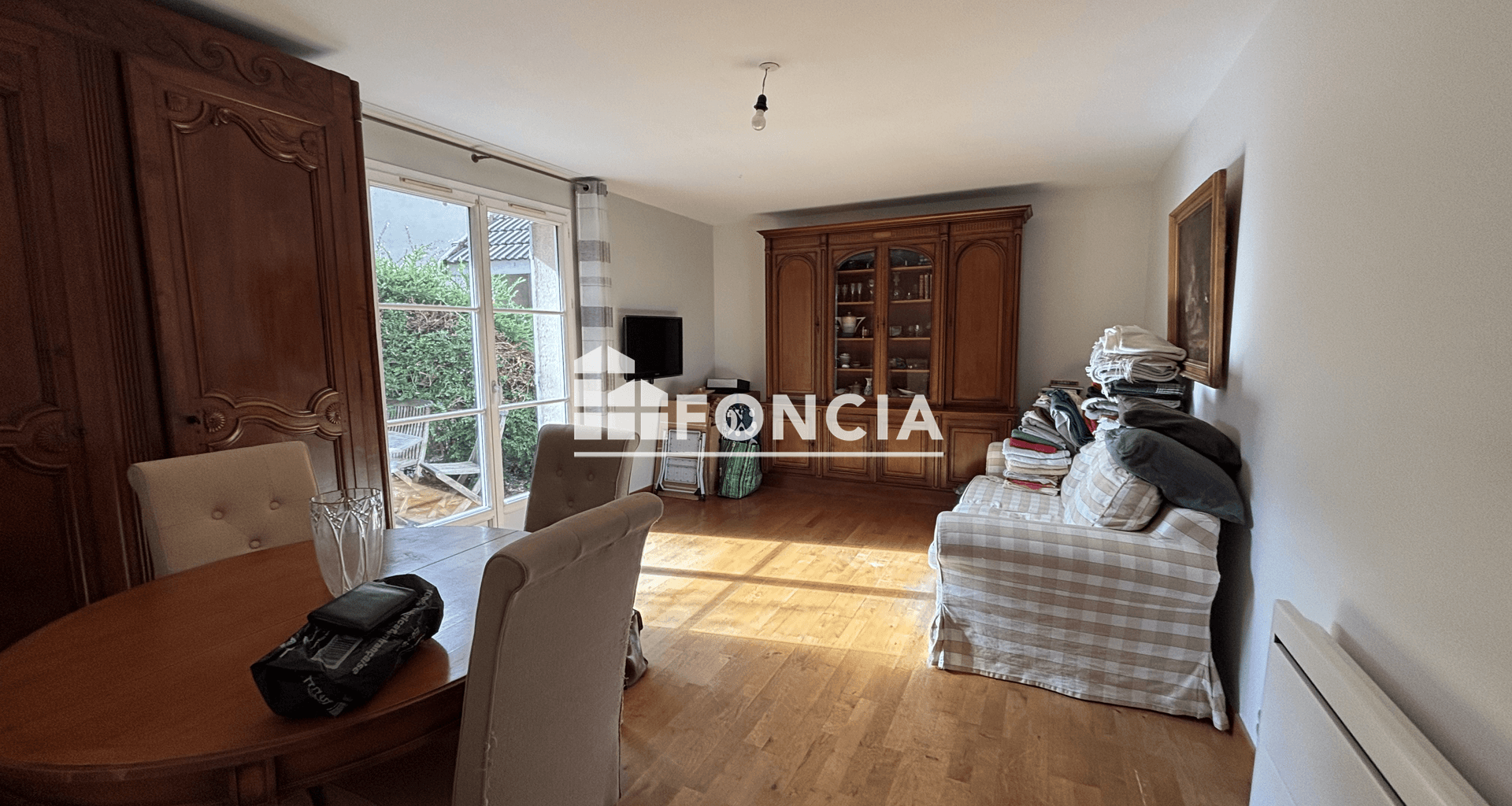 Appartement 2 pièces (43 m²) à vendre - Les Essarts-le-roi (78690)