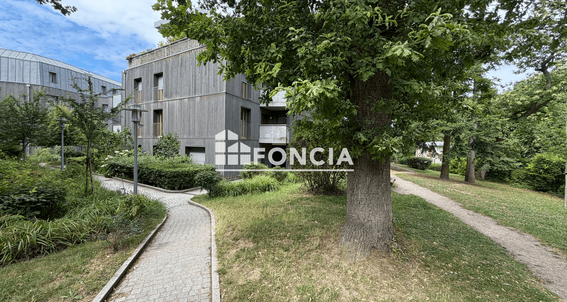 Appartement 3 pièces (70.64 m²) à louer - Versailles (78000)