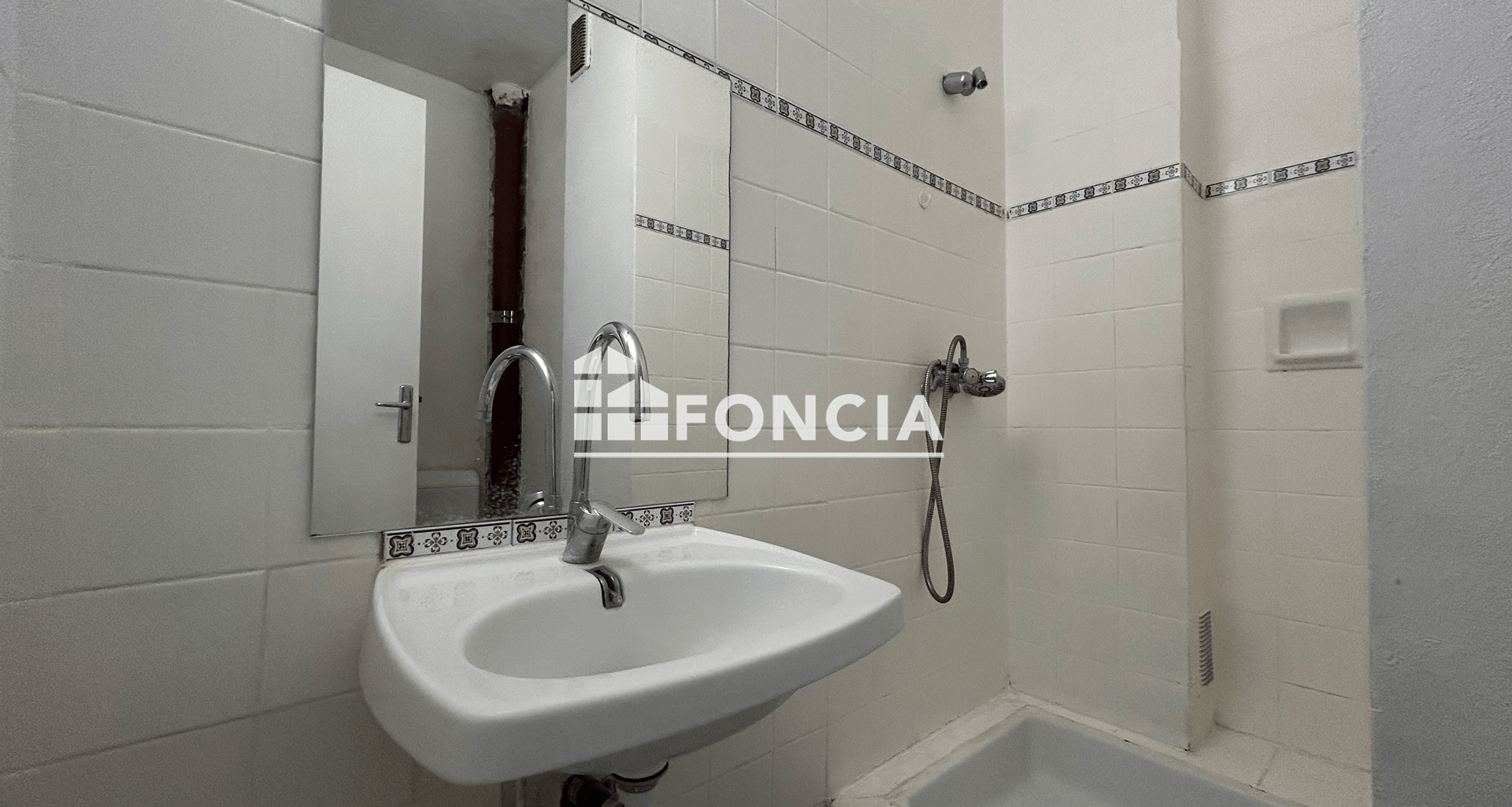 Studio (27 m²) à louer - Fontaines-sur-saône (69270)