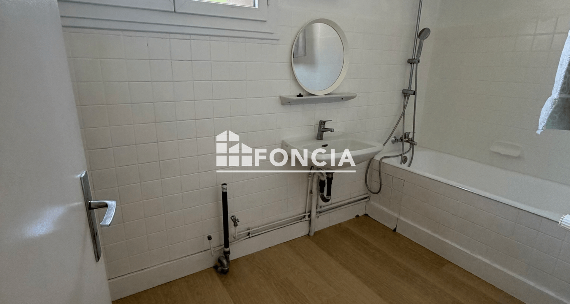 Appartement 5 pièces (105.6 m²) à louer - Bourgoin-jallieu (38300)