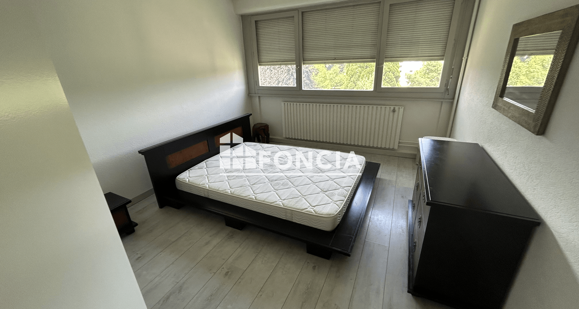 Appartement 2 pièces (50 m²) à vendre - Ferney-voltaire (01210)