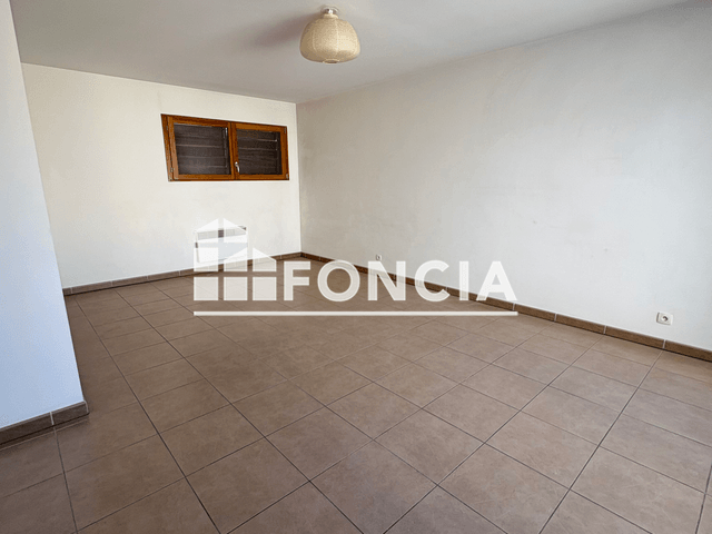Appartement 2 pièces (51 m²) à louer - Marseille 1ᵉʳ (13001)