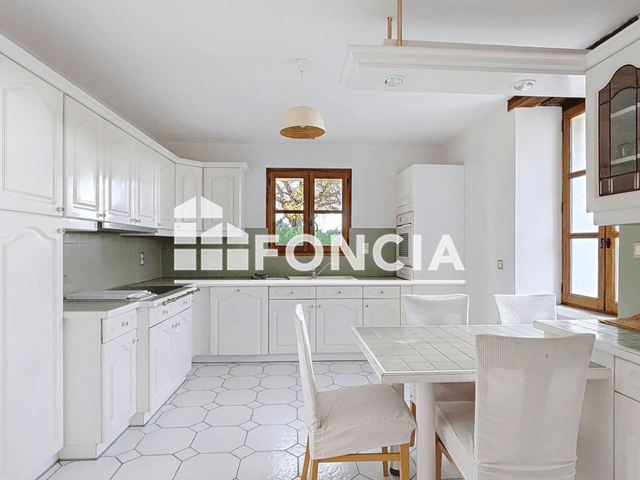 Maison 4 pièces (157.91 m²) à louer - Calignac (47600)