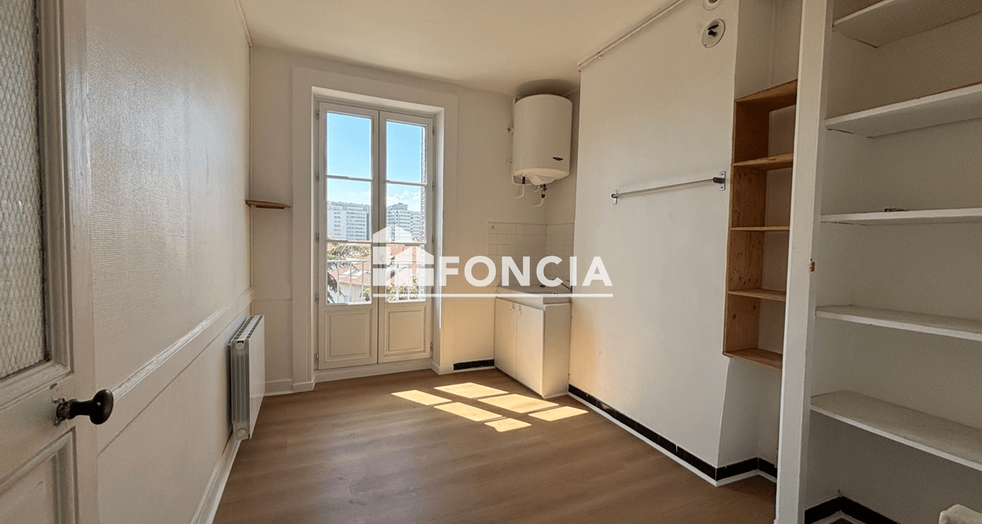 Studio (40 m²) à louer - Lyon 7ᵉ (69007)