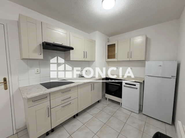 Appartement meublé 3 pièces (67.47 m²) à louer - St Raphael (83700)