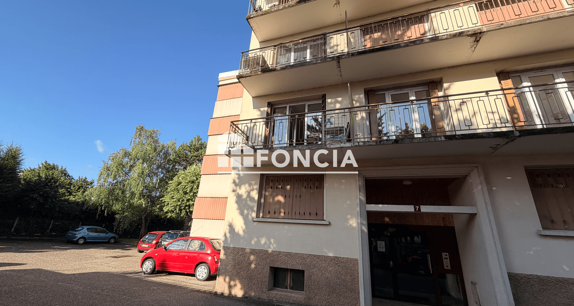 Appartement 5 pièces (105.6 m²) à louer - Bourgoin-jallieu (38300)