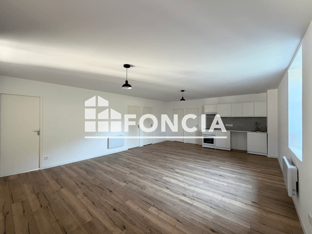 Appartement 3 pièces (84.9 m²) à louer - Mazamet (81200)