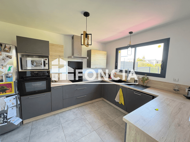 Maison 4 pièces (98.18 m²) à louer - Saint Leger De Linieres (49170)