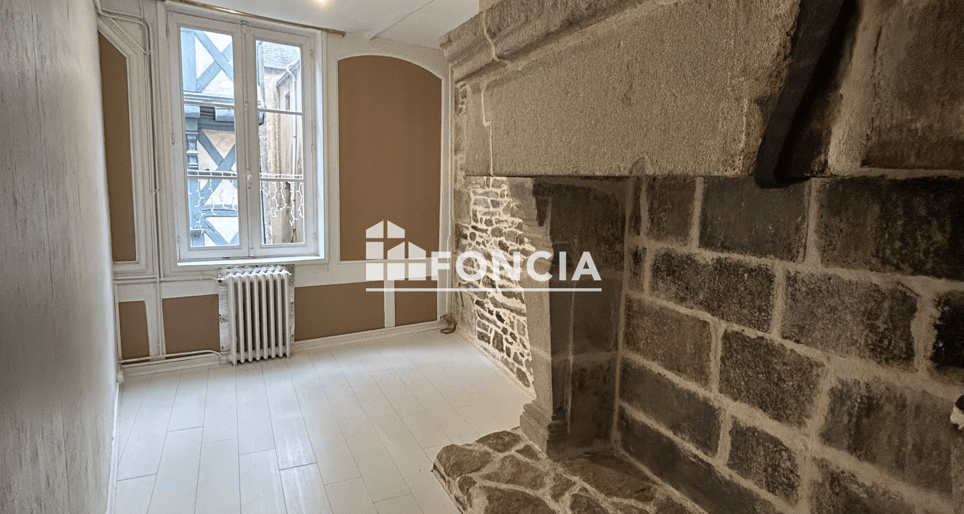Appartement 2 pièces (78.82 m²) à louer - Quimper (29000)