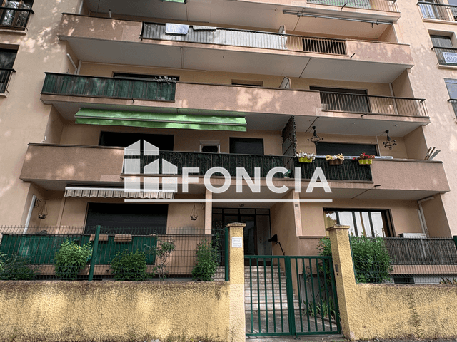 Appartement 5 pièces (102.69 m²) à louer - Nimes (30900)