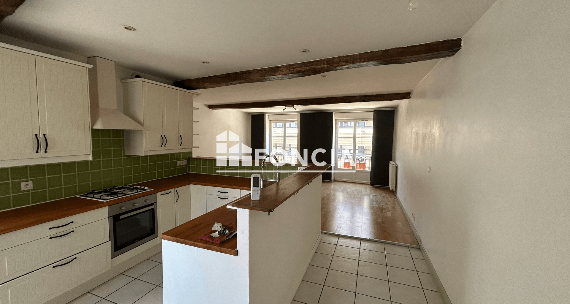Appartement 5 pièces (101.77 m²) à louer - Roanne (42300)