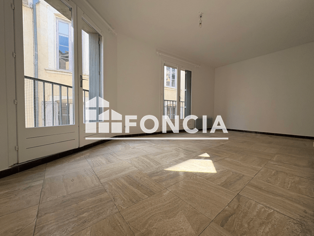 Appartement 2 pièces (34.57 m²) à louer - Nimes Cedex (30000)