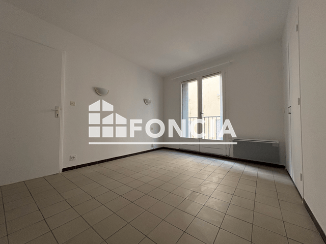 Appartement 2 pièces (34.57 m²) à louer - Nimes Cedex (30000)