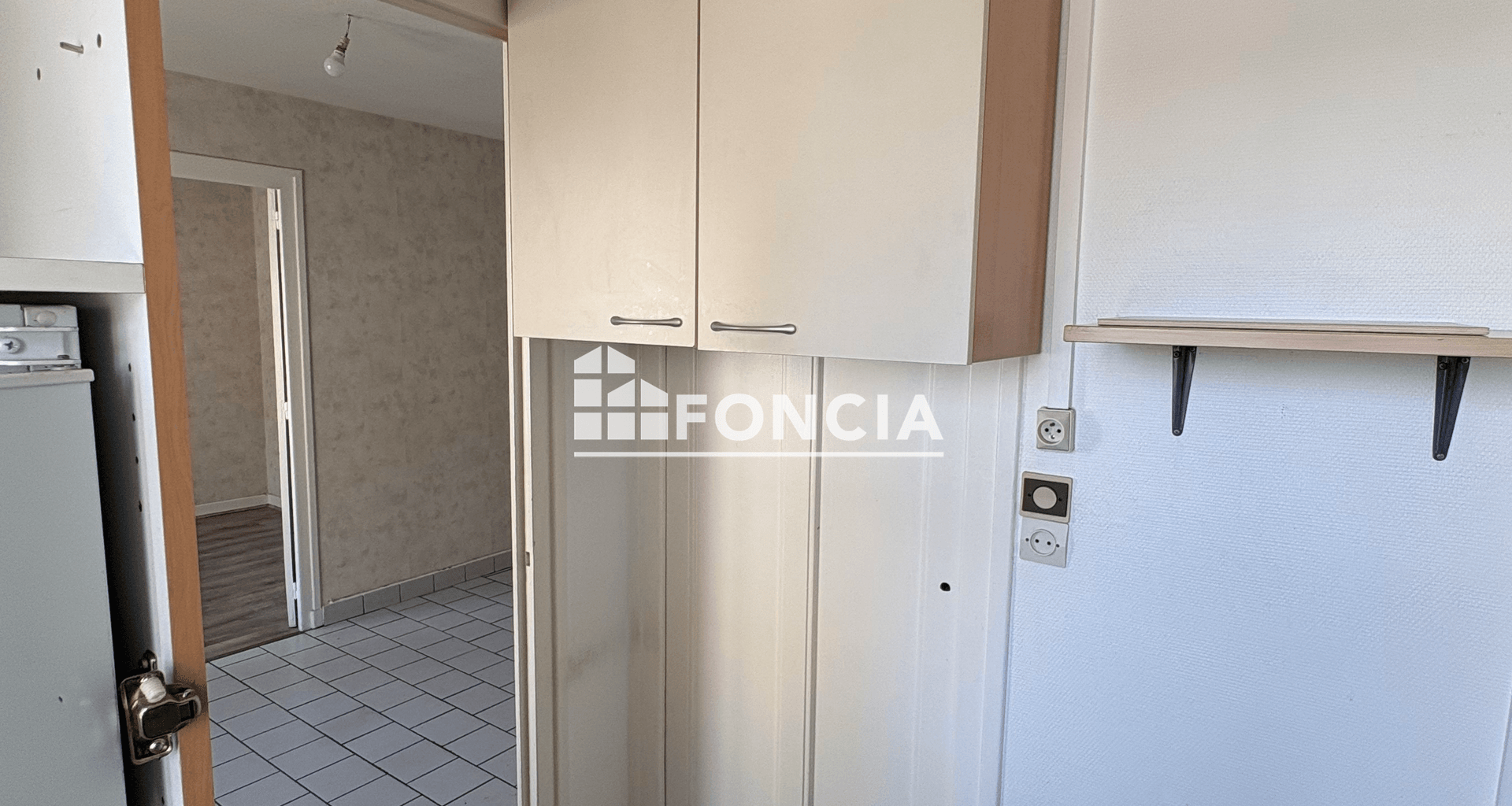 Appartement 2 pièces (46.79 m²) à louer - Roanne (42300)