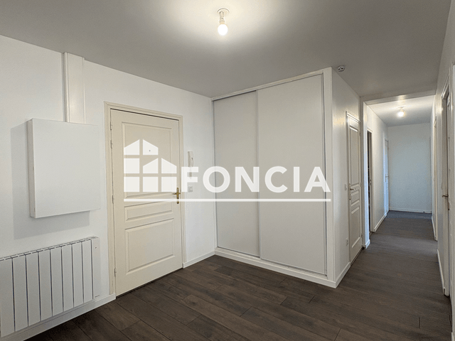 Appartement 3 pièces (76.6 m²) à louer - Rethel (08300)