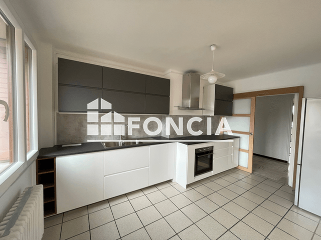 Appartement 4 pièces (98.89 m²) à louer - Annecy (74000)