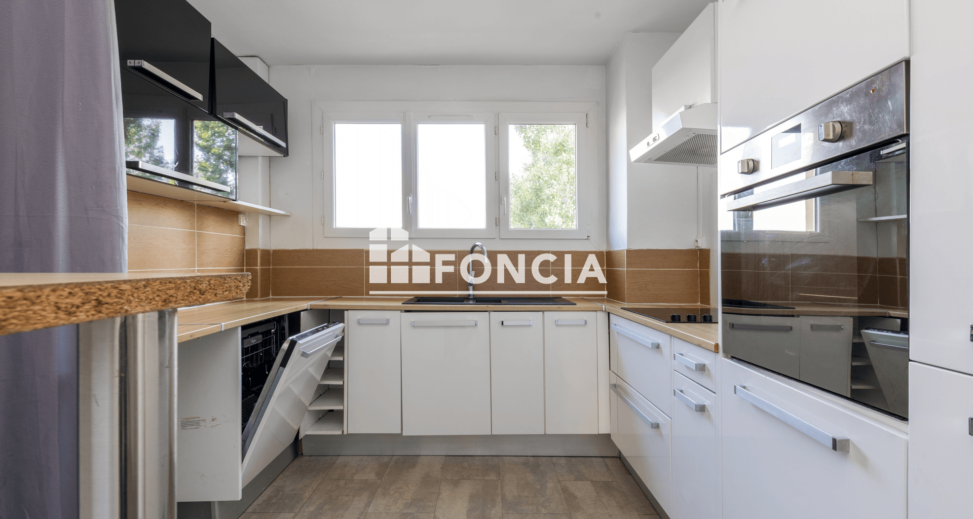 Appartement 4 pièces (73.11 m²) à vendre - Petit-couronne (76650)