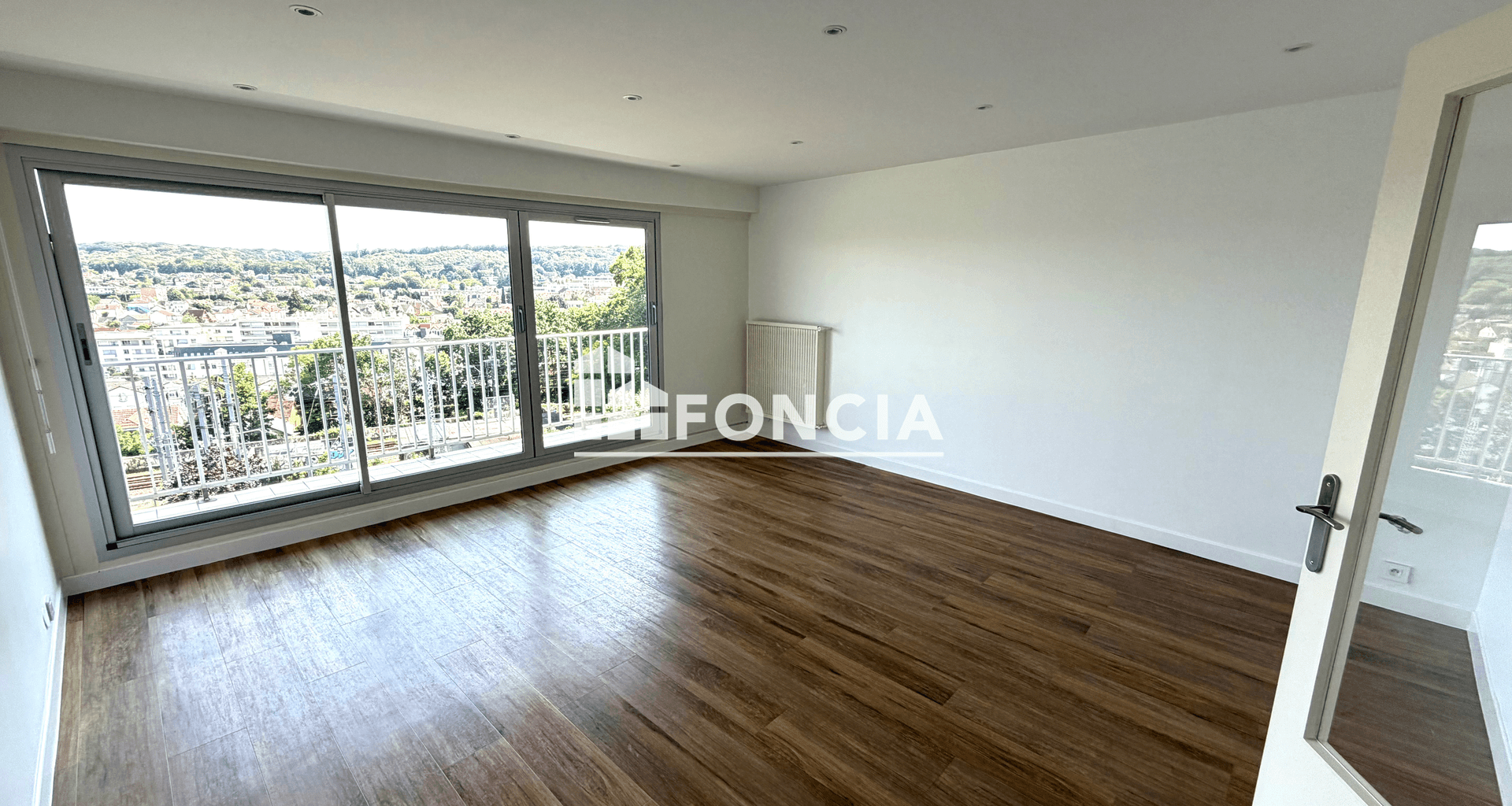 Appartement 3 pièces (80.7 m²) à louer - Viroflay (78220)