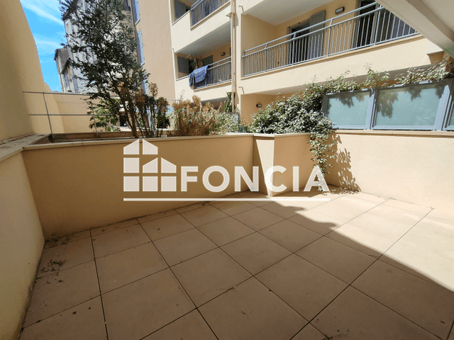 Appartement 3 pièces (73.5 m²) à louer - Marseille 2ᵉ (13002)