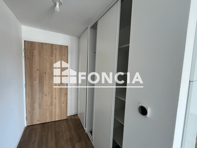 Appartement 2 pièces (45 m²) à louer - Laval (53000)