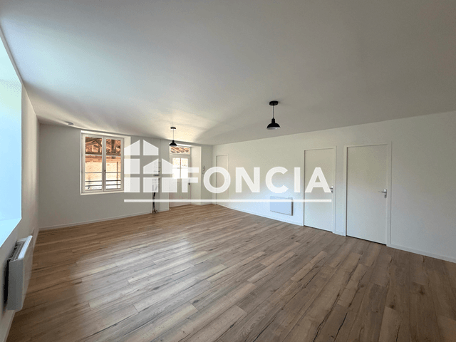 Appartement 3 pièces (84.9 m²) à louer - Mazamet (81200)