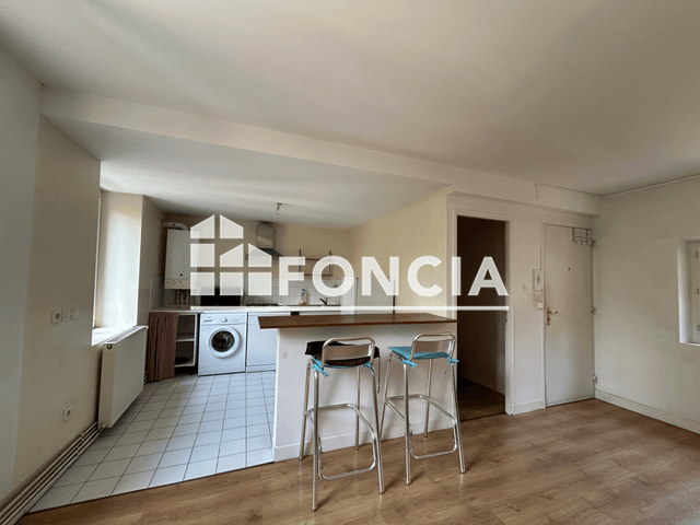 Appartement meublé 2 pièces (63.5 m²) à louer - Lisieux (14100)