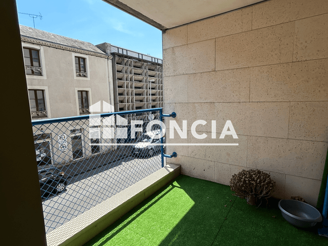 Appartement meublé 2 pièces (39.6 m²) à louer - La Roche Sur Yon (85000)