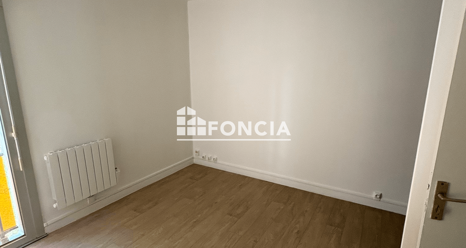 Studio (16.92 m²) à louer - Le Plessis-robinson (92350)