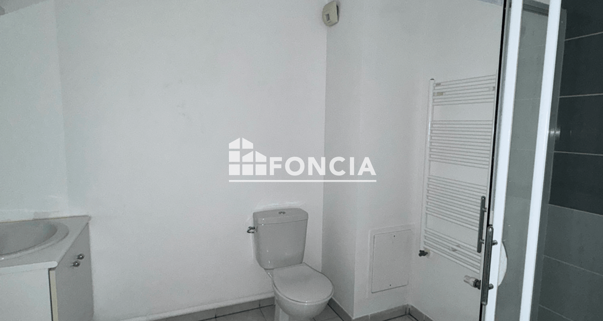 Studio (26.71 m²) à vendre - Meyzieu (69330)