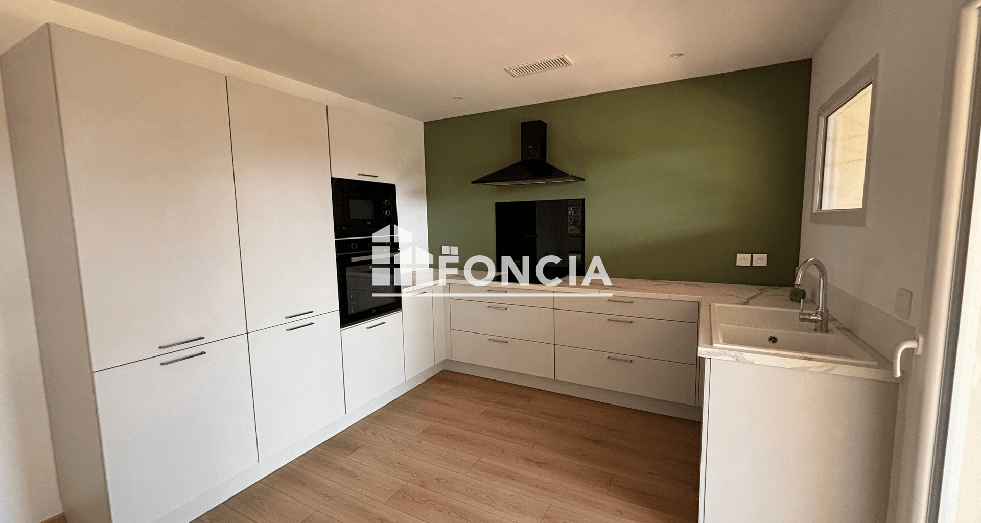 Maison 4 pièces (155 m²) à vendre - Nîmes (30900)