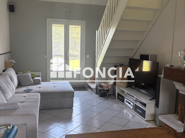 Maison 3 pièces (68 m²) à louer - Sainte Jamme Sur Sarthe (72380)