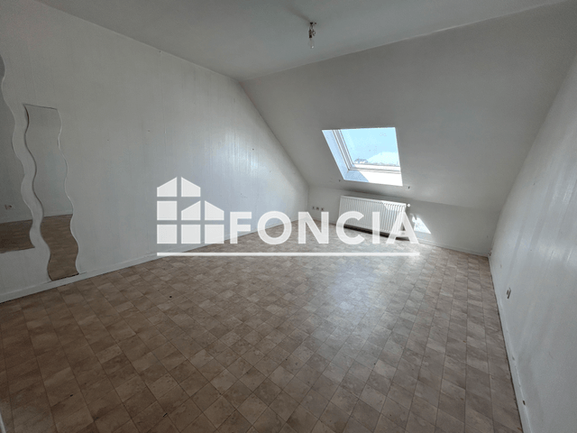 Appartement 4 pièces (59.6 m²) à louer - La Roche Sur Yon (85000)