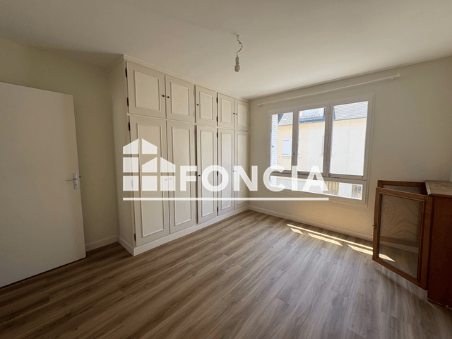 Appartement 4 pièces (95.75 m²) à louer - Tours (37000)