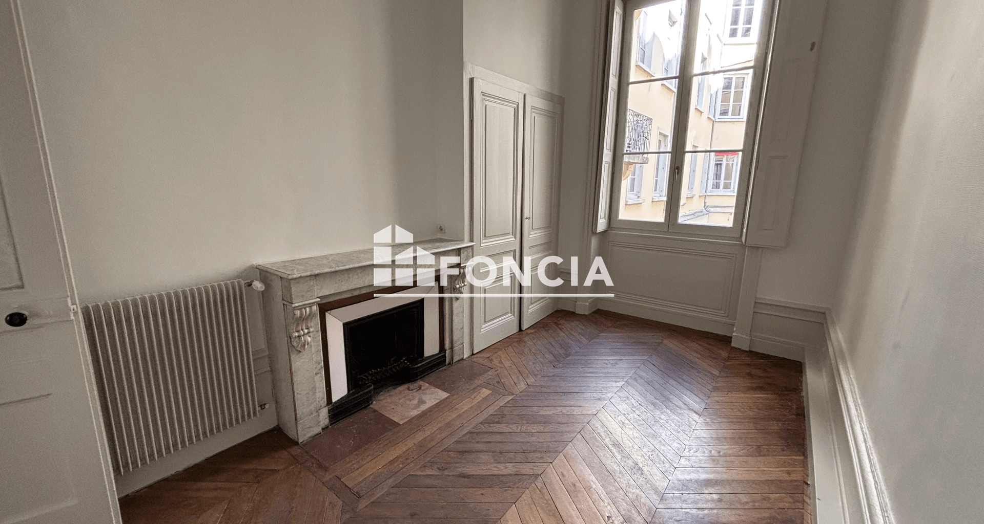 Appartement 5 pièces (119.68 m²) à louer - Lyon 1ᵉʳ (69001)