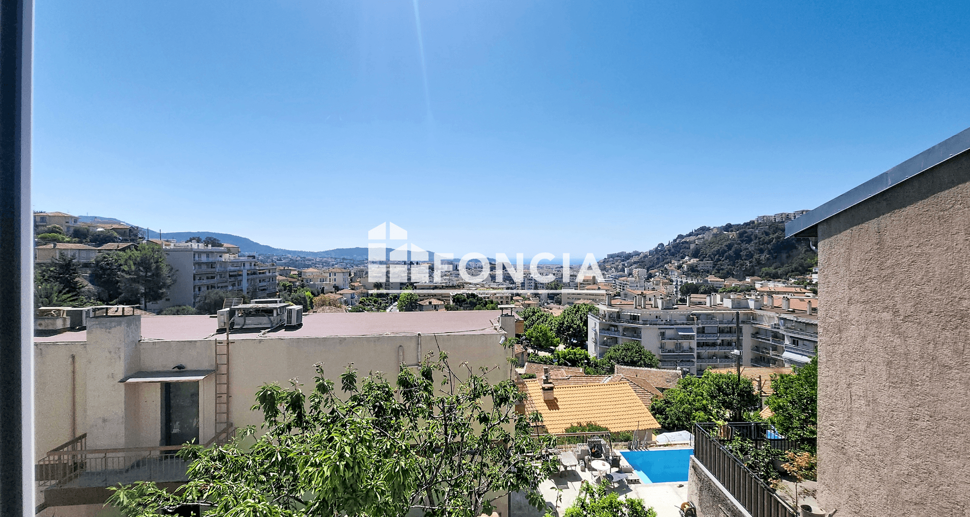 Maison 6 pièces (110 m²) à vendre - Nice (06100)