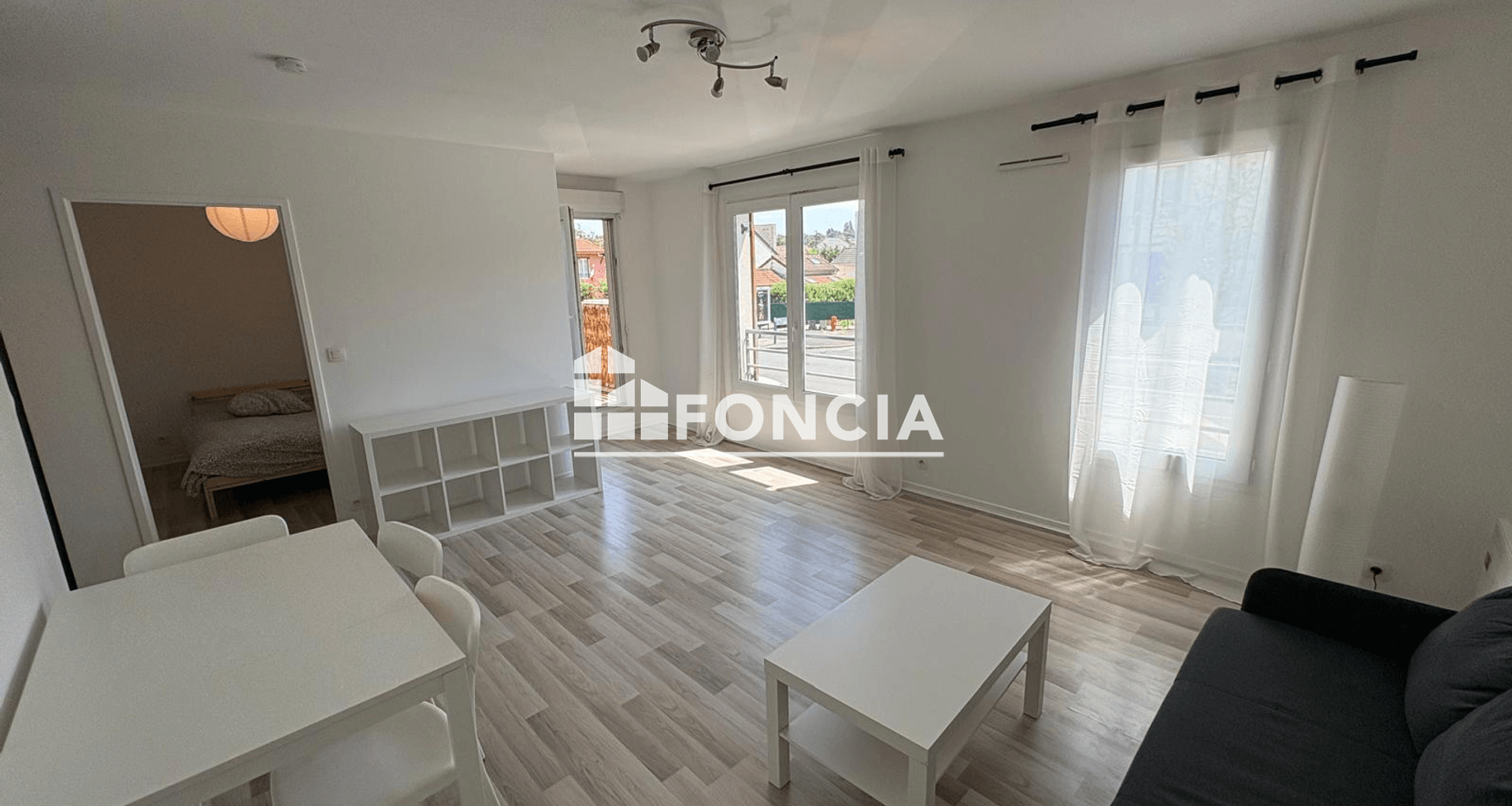 Appartement meublé 2 pièces (47.12 m²) à louer - Vigneux-sur-seine (91270)