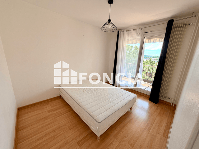 Appartement 4 pièces (71 m²) à louer - Bourgoin-jallieu (38300)