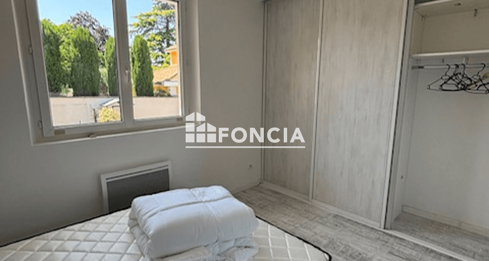 Appartement meublé 3 pièces (52.04 m²) à louer - Saint-bonnet-de-mure (69720)