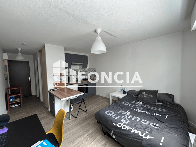 Studio meublé (21.96 m²) à louer - Lorient (56100)