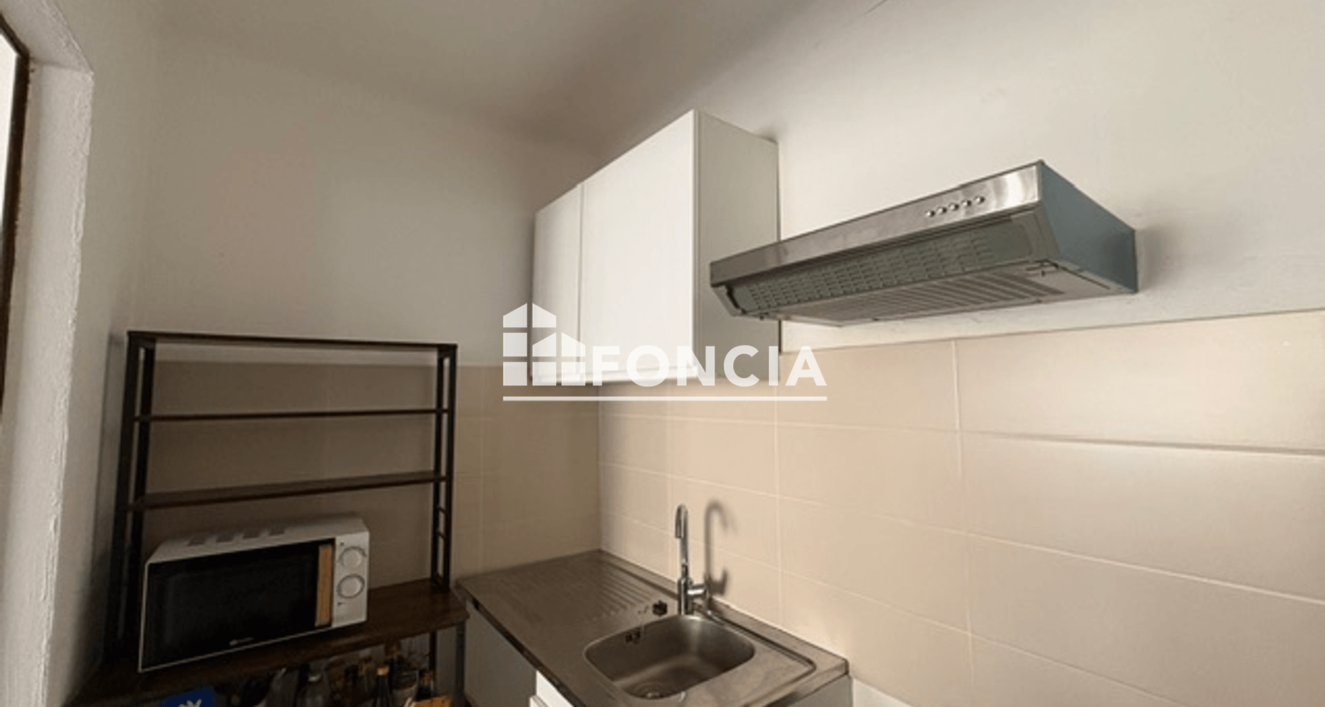 Maison 4 pièces (82.21 m²) à louer - Monteux (84170)