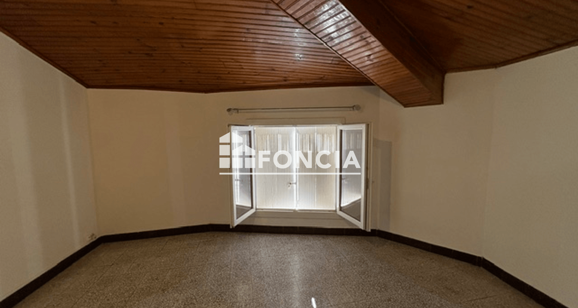 Maison 4 pièces (82.21 m²) à louer - Monteux (84170)