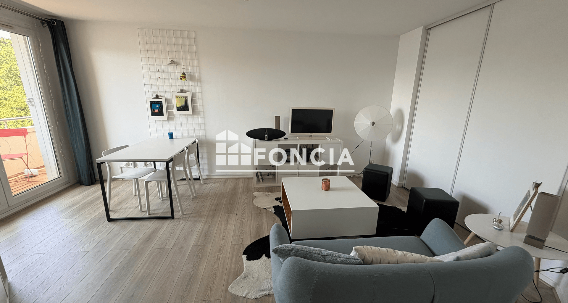 Appartement meublé 2 pièces (41.63 m²) à louer - ÉVry-courcouronnes (91000)