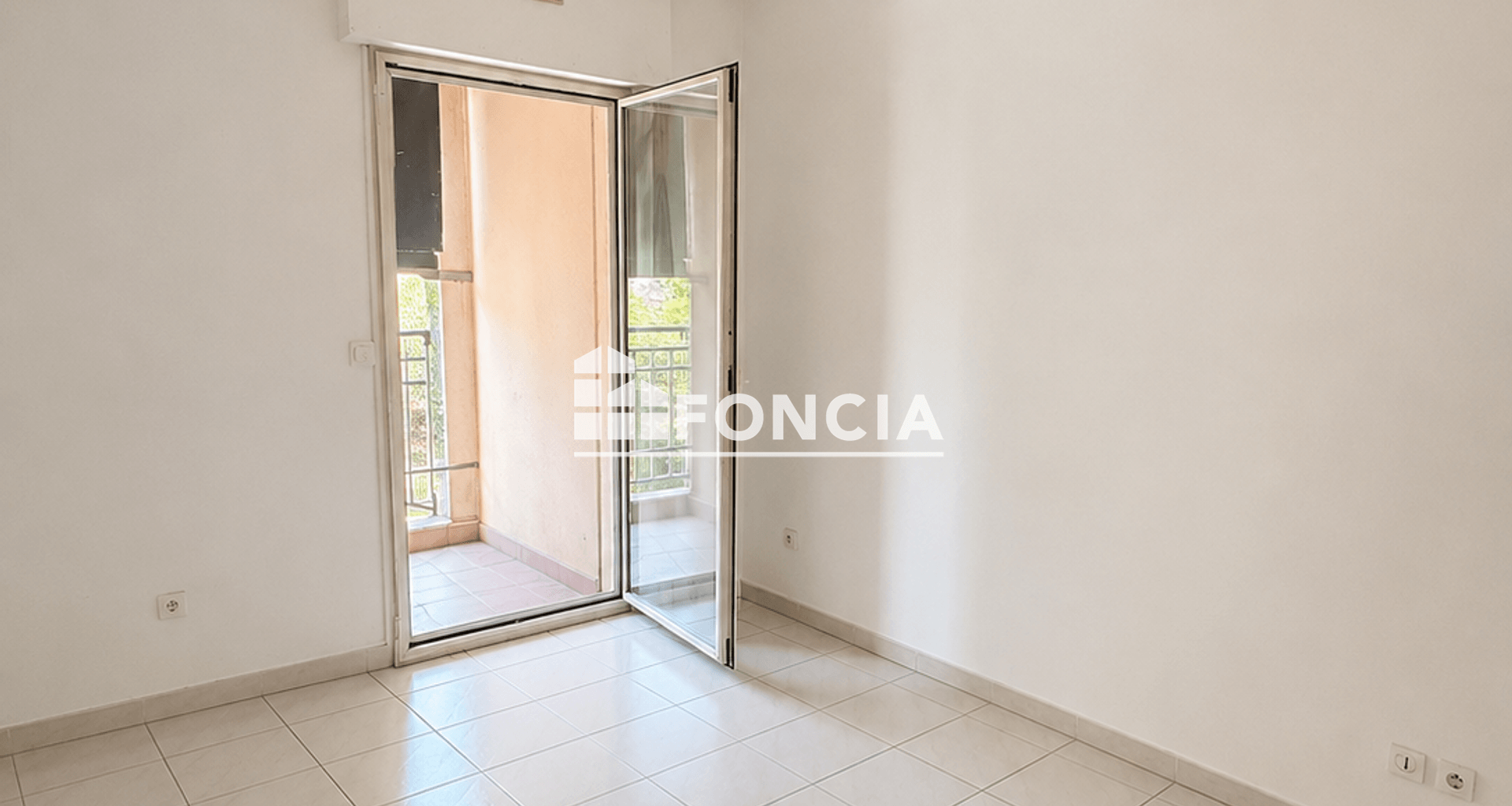 Appartement 2 pièces (34 m²) à vendre - Nîmes (30900)