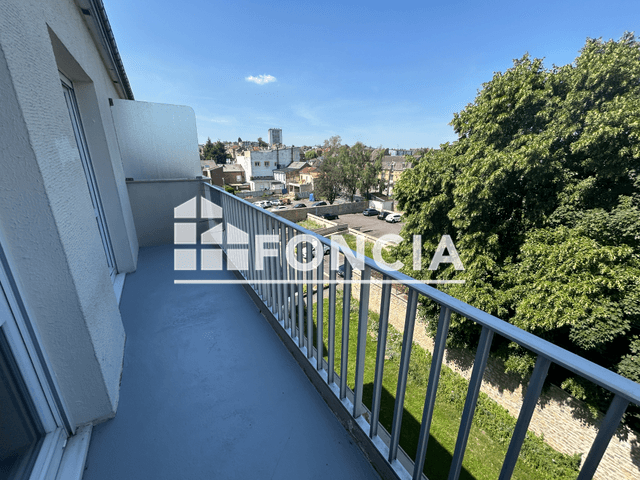 Appartement 3 pièces (87.1 m²) à louer - Charleville-mezieres (08000)