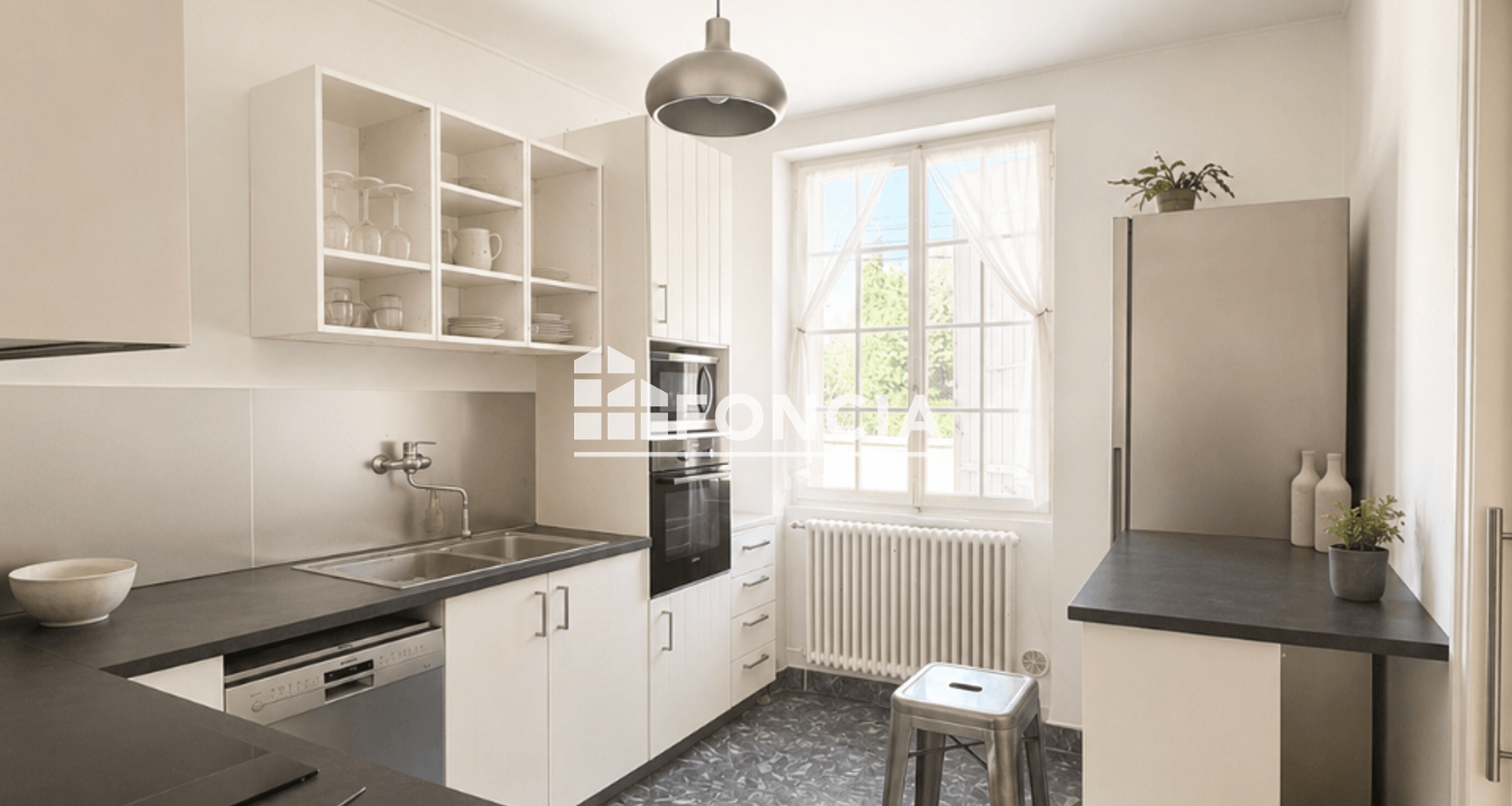 Maison 6 pièces (209 m²) à vendre - Orange (84100)
